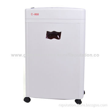 Paper shredder can shred paper, staples, paper clips, credit cards